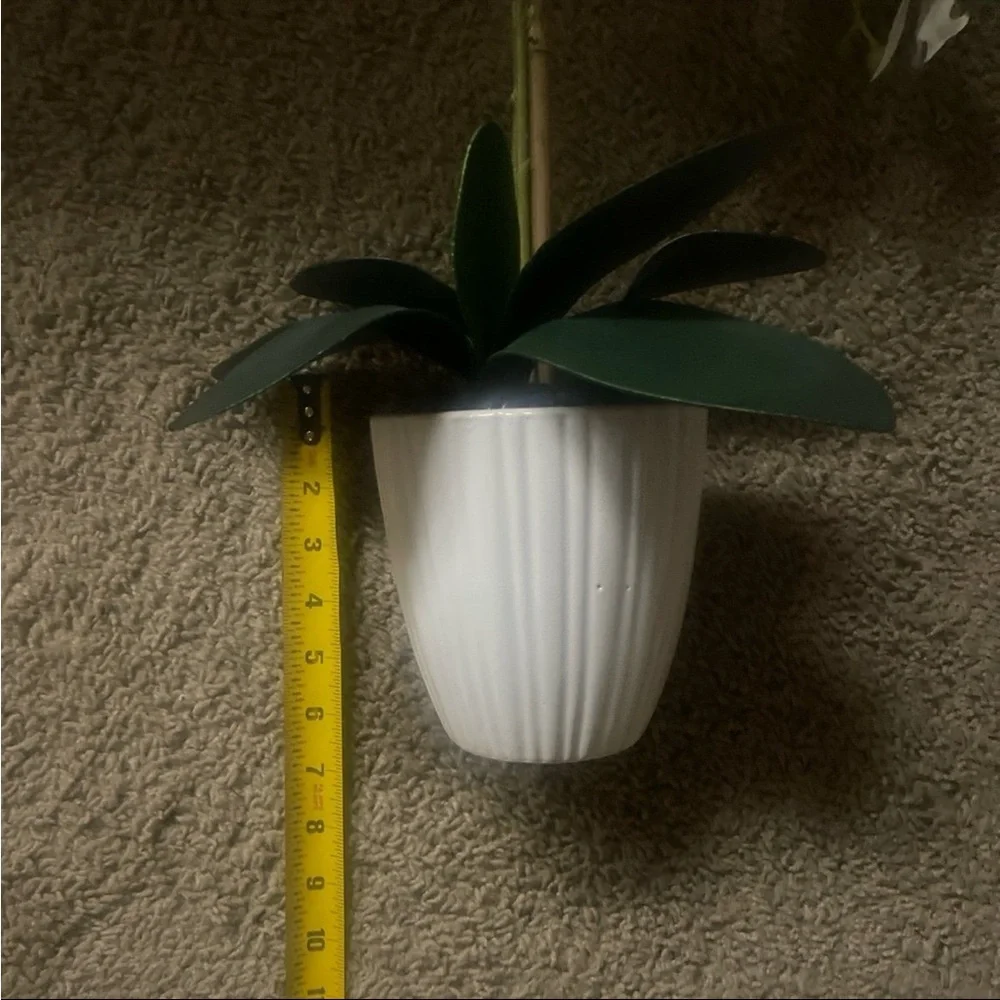 NWOT artificial white orchid in Ribbed Pot - Picture 7 of 7